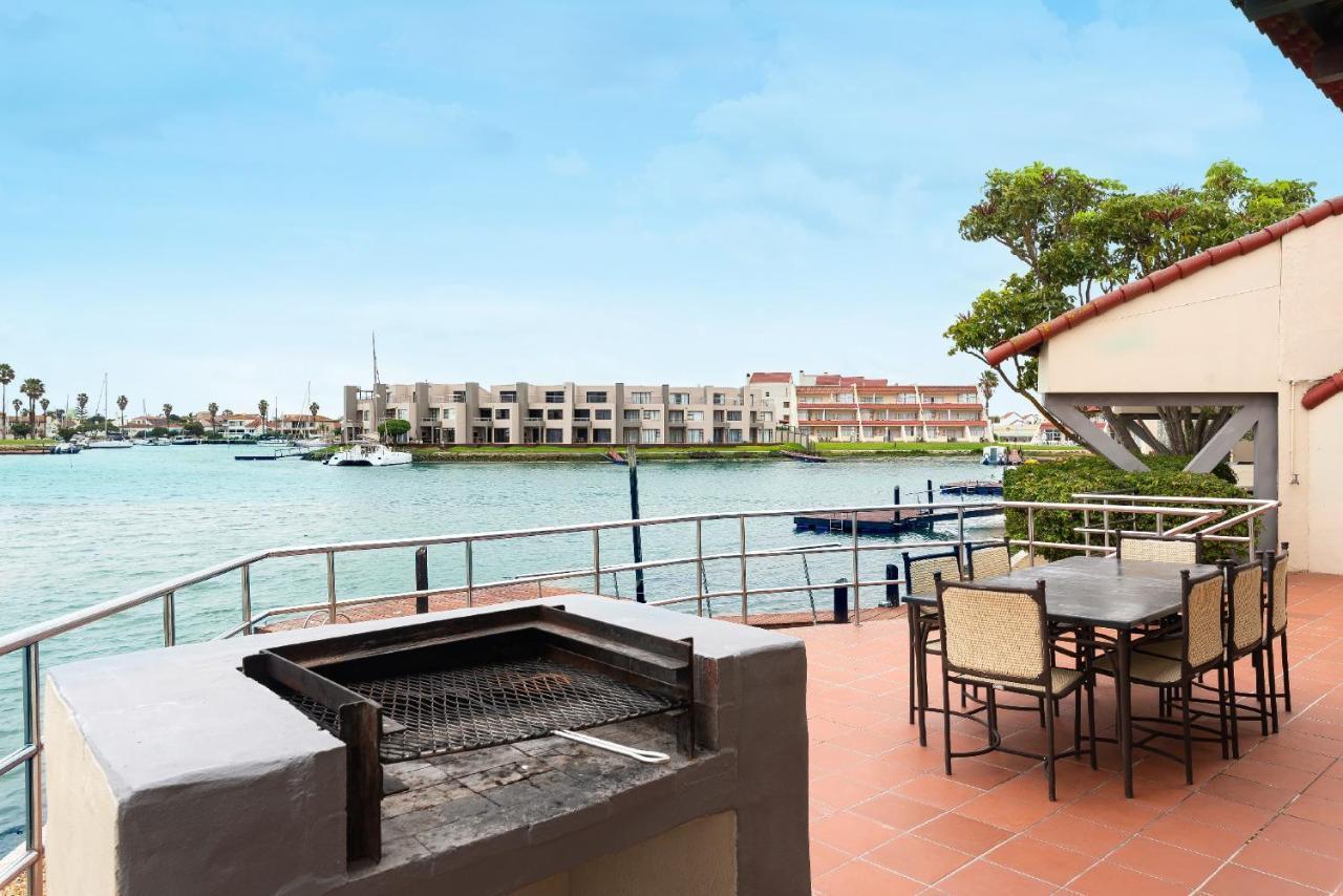 شقة First Group Port Owen Marina فيلدريف المظهر الخارجي الصورة